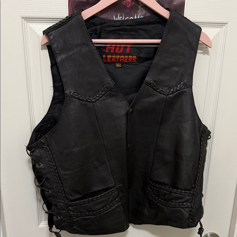 Hot Leathers Women's Black Leather Vest